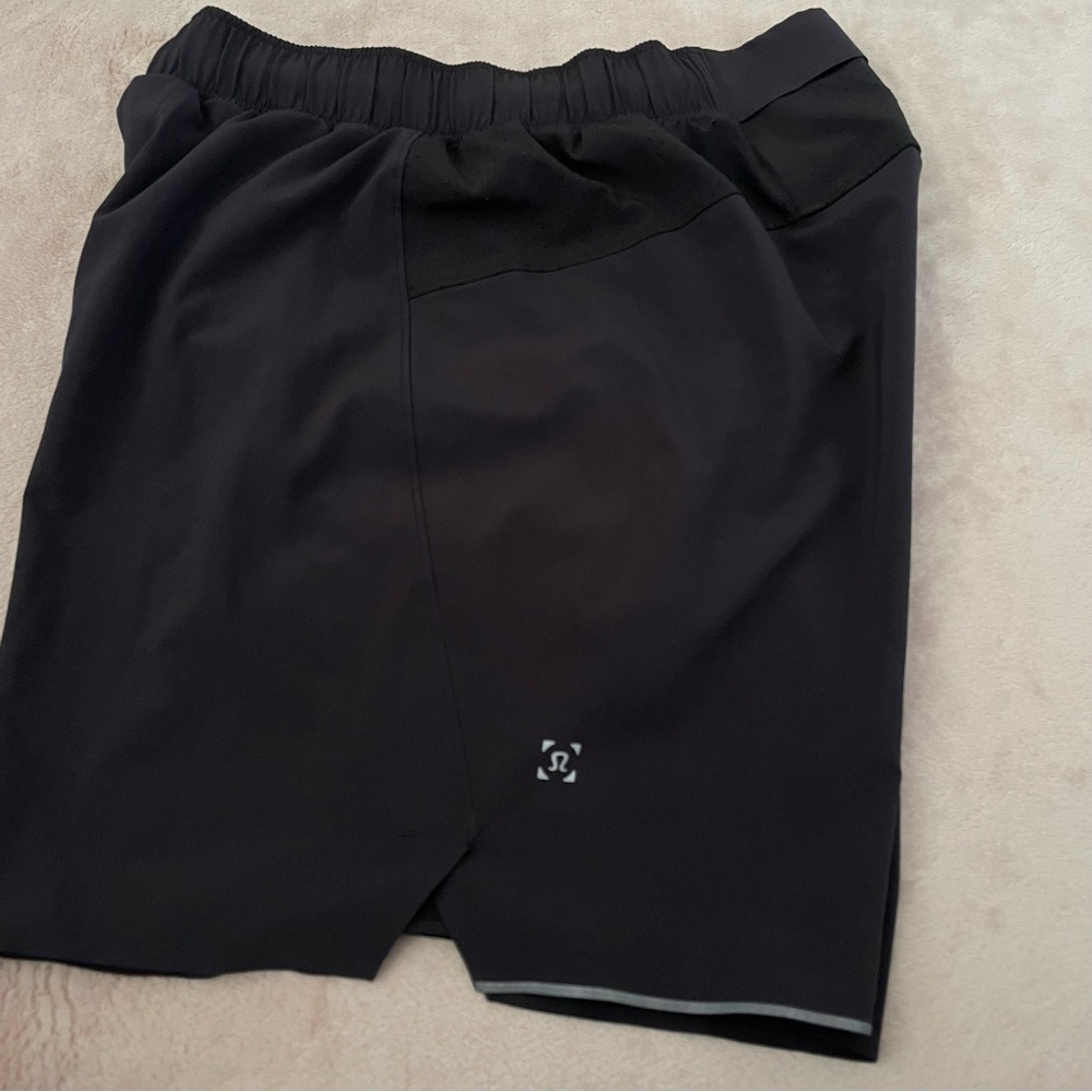 Lululemon short size S - Picture 5 of 13